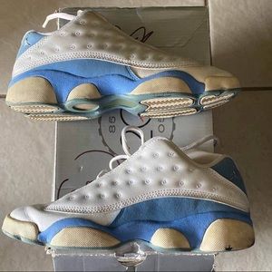 Air Jordan 13 Low University Blue